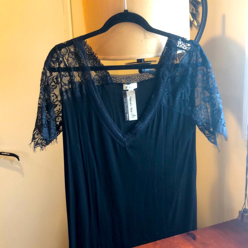 POL black lace top, BNWT, v-neck, size medium. Beautiful lace trim.